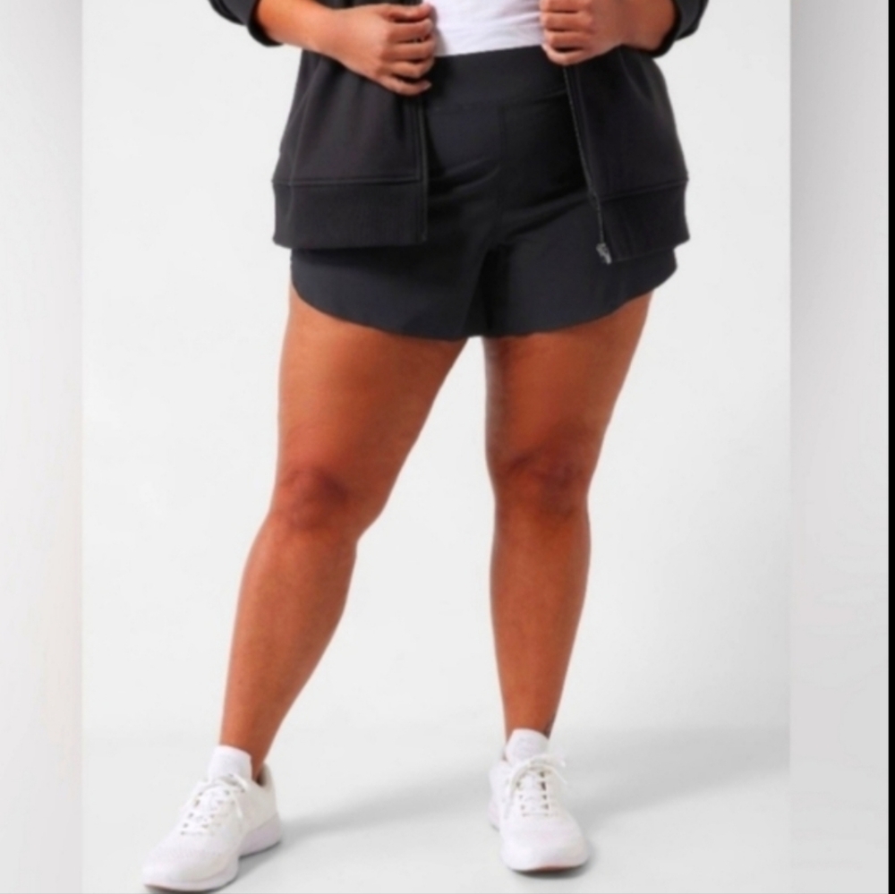 ATHLETA RUN WITH IT 3.5" BLACK SHORTS PLUS SIZE 3X NEW WITH TAGS